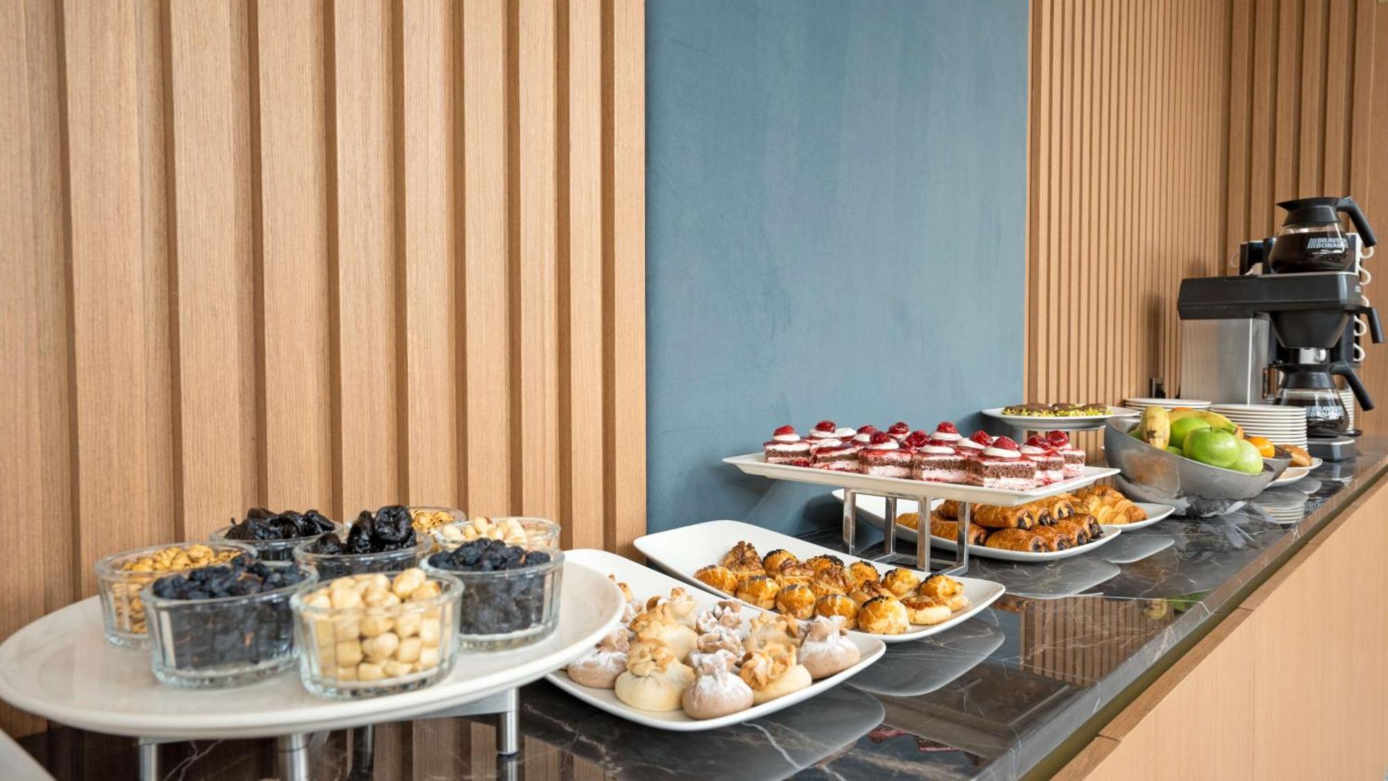 Radisson Hotel Istanbul Merter Extérieur photo